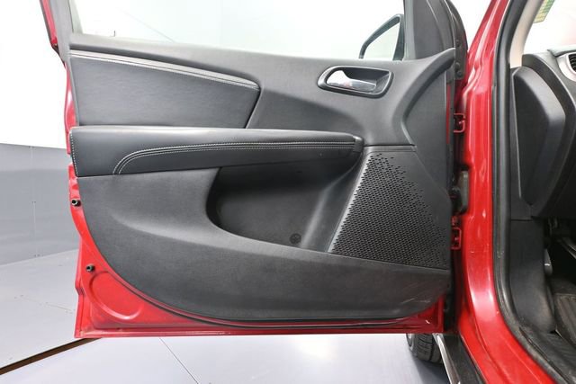 Used 2016 Dodge Journey Crossroad w/ Popular Equipment Group AWD/4WD image 19