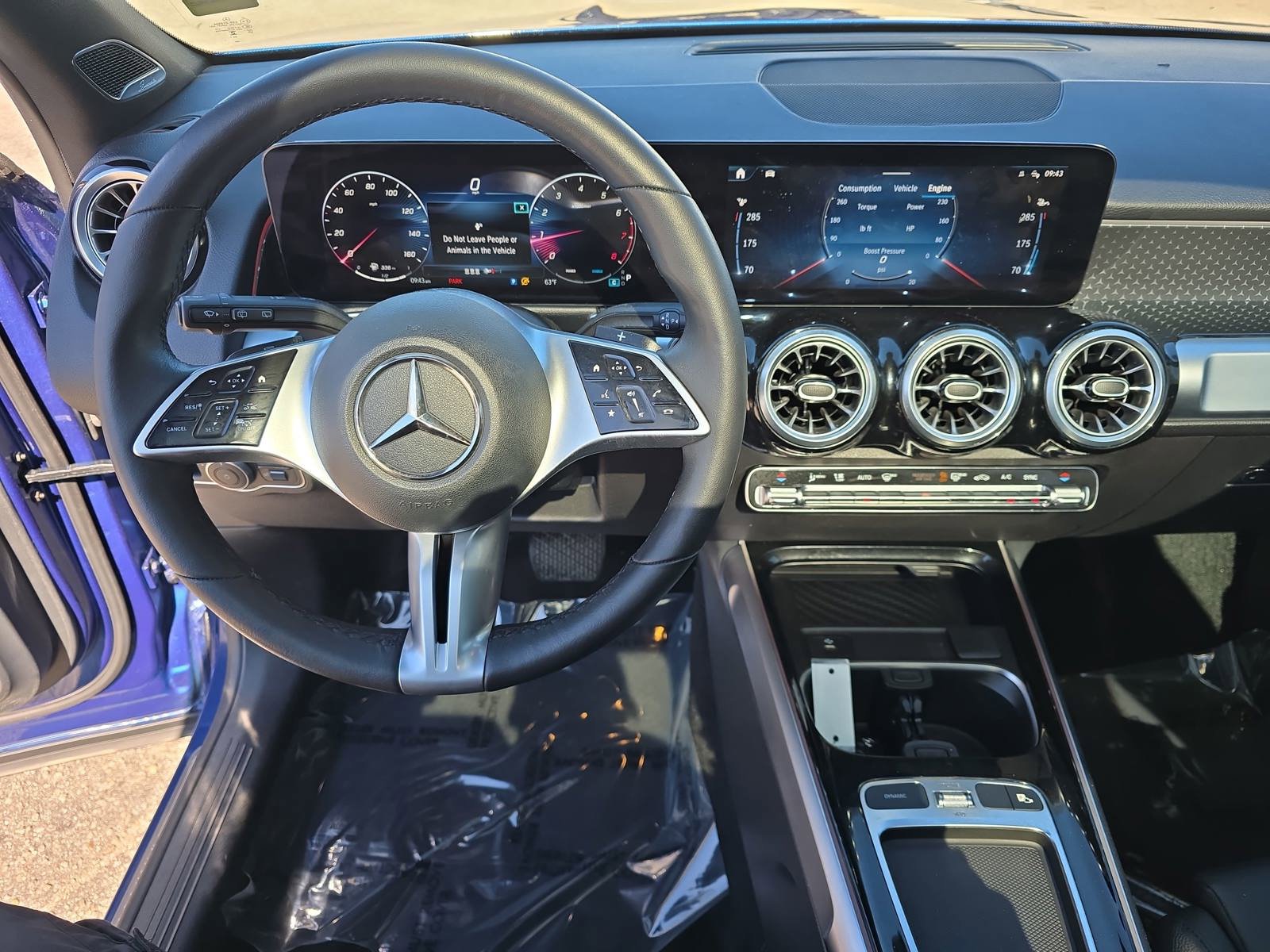 Used 2024 Mercedes-Benz GLB 250 4MATIC image 18