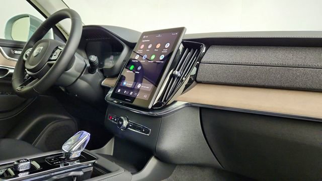 New 2026 Volvo XC90 B5 Core AWD/4WD image 34