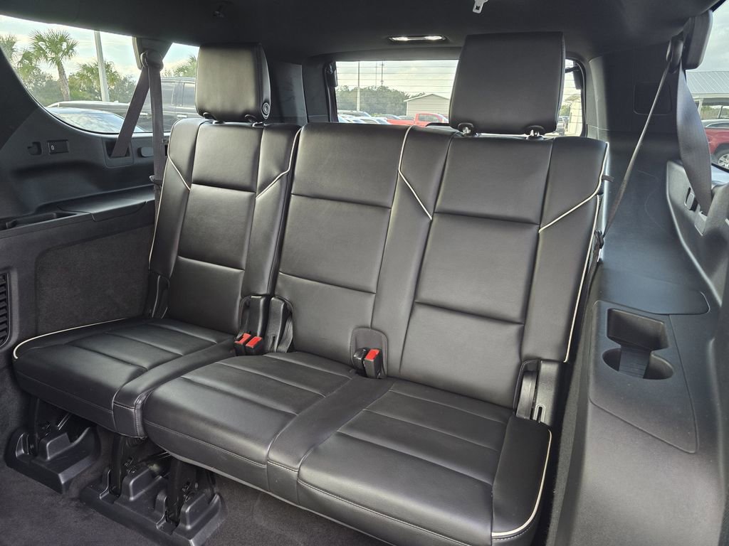 Used 2022 Cadillac Escalade ESV Premium Luxury image 18