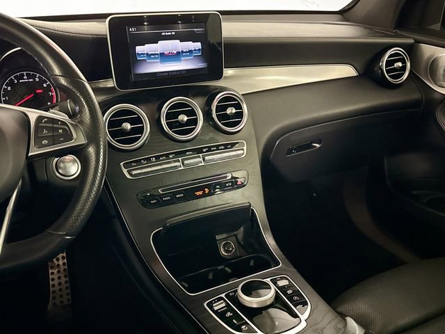 Used 2019 Mercedes-Benz GLC 43 AMG 4MATIC image 38