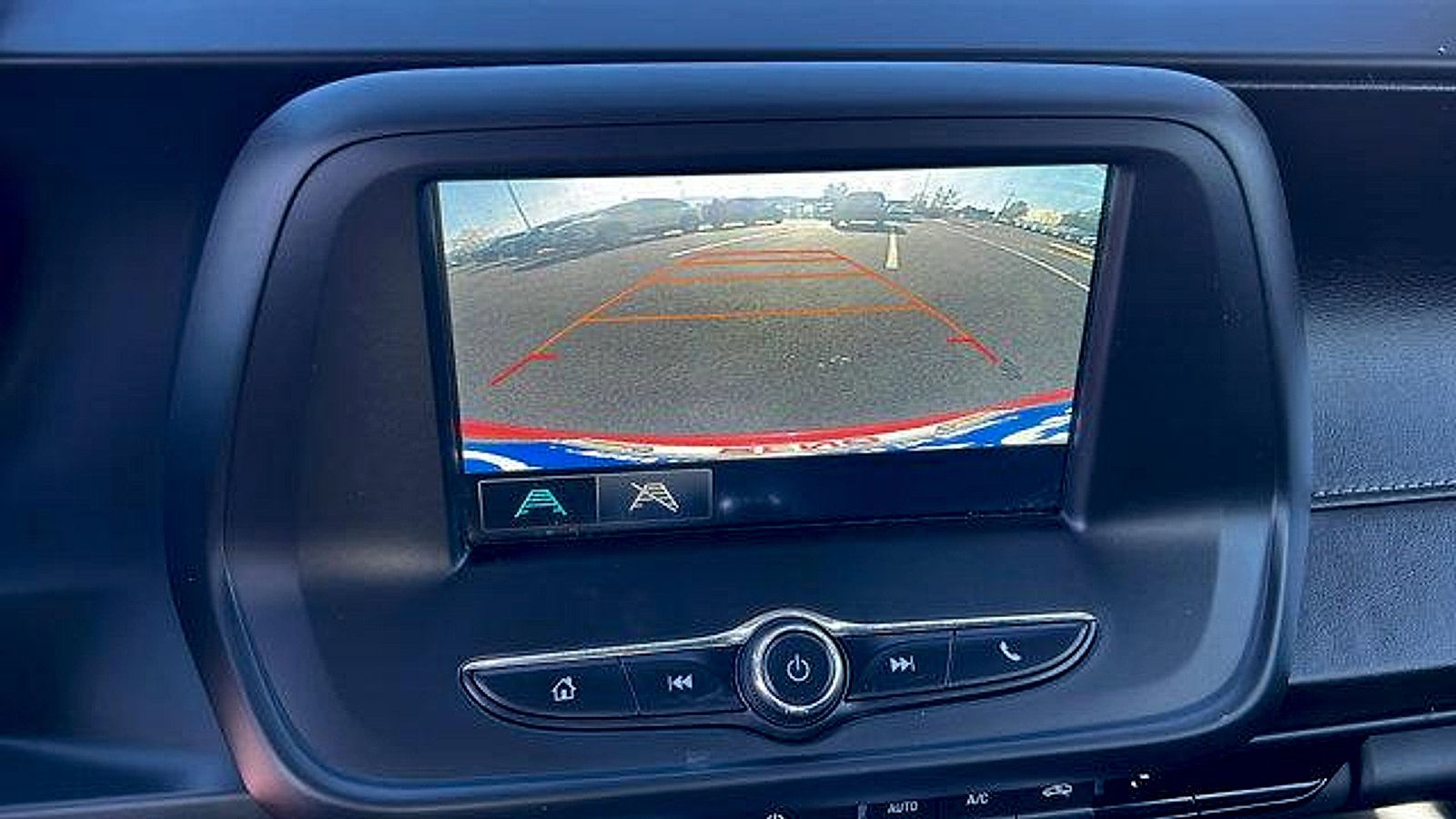 Used 2018 Chevrolet Camaro LT image 18