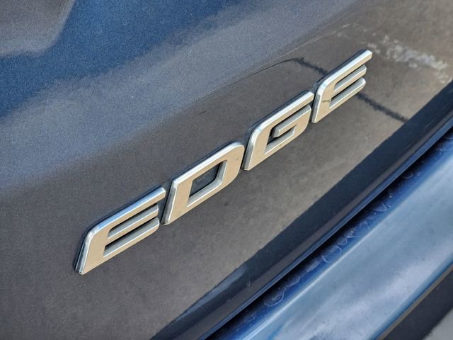 Used 2019 Ford Edge SEL w/ Equipment Group 201A FWD image 12