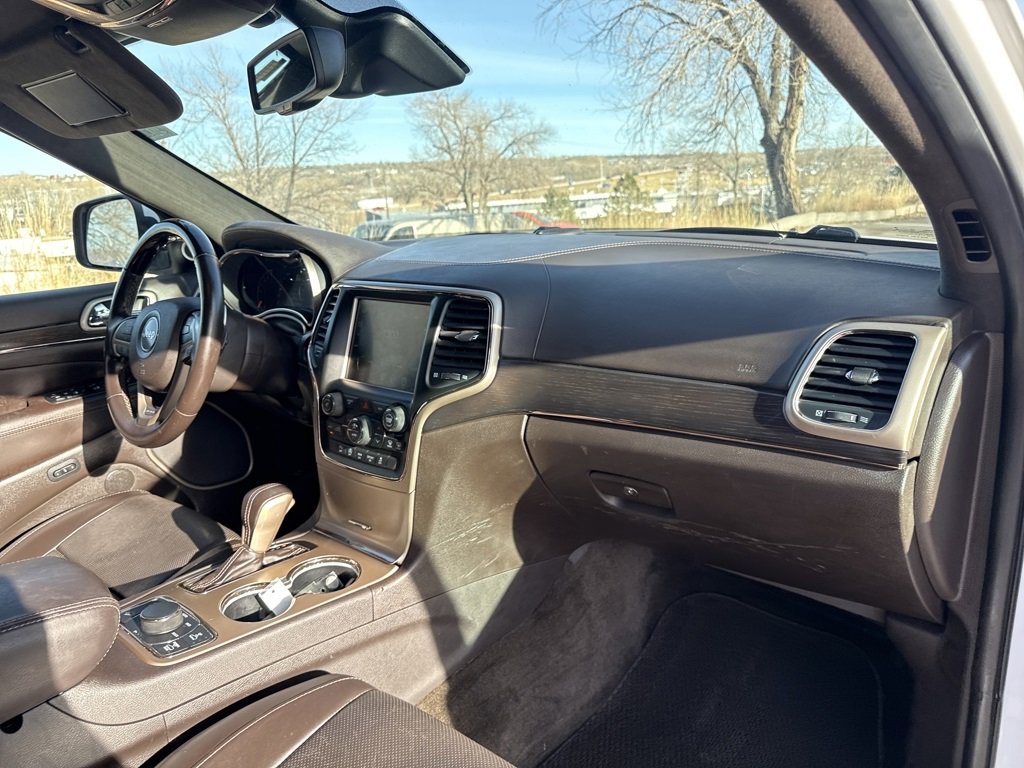 Used 2016 Jeep Grand Cherokee Summit w/ Platinum Series Group image 29