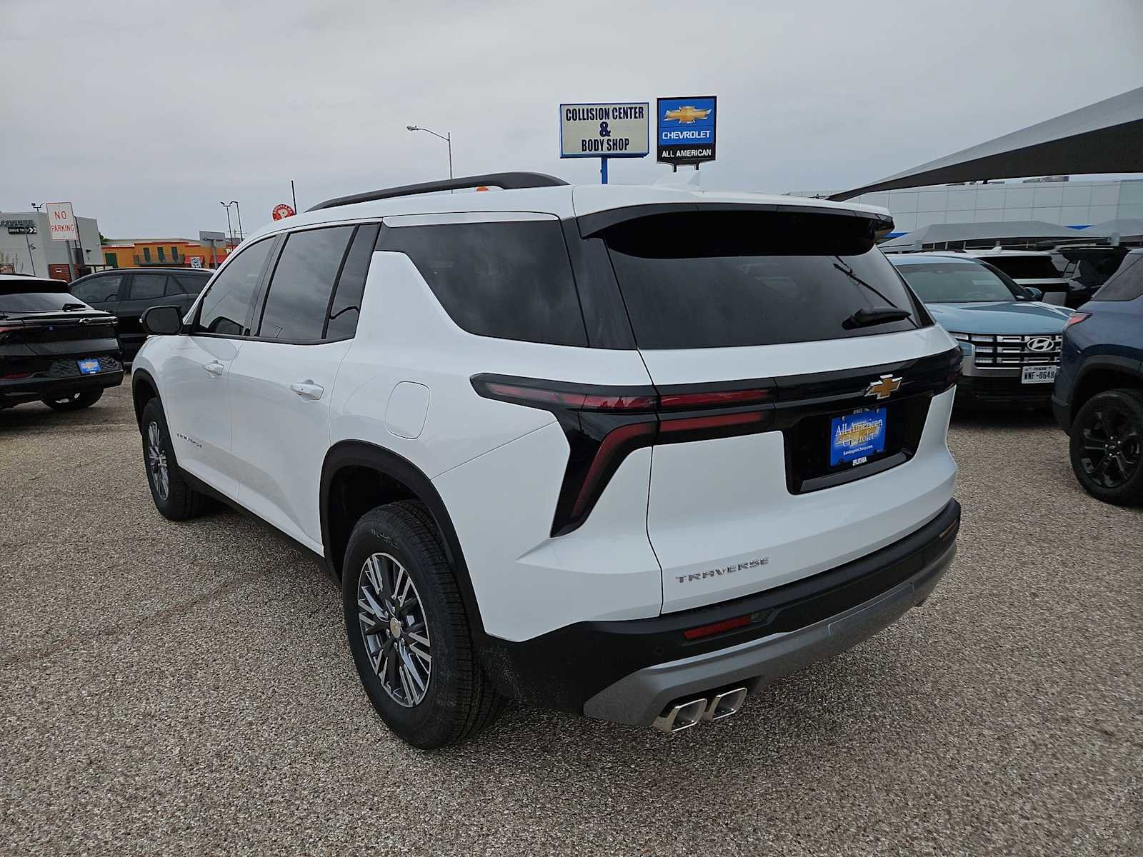 New 2026 Chevrolet Traverse LT w/ Driver Confidence Package image 6