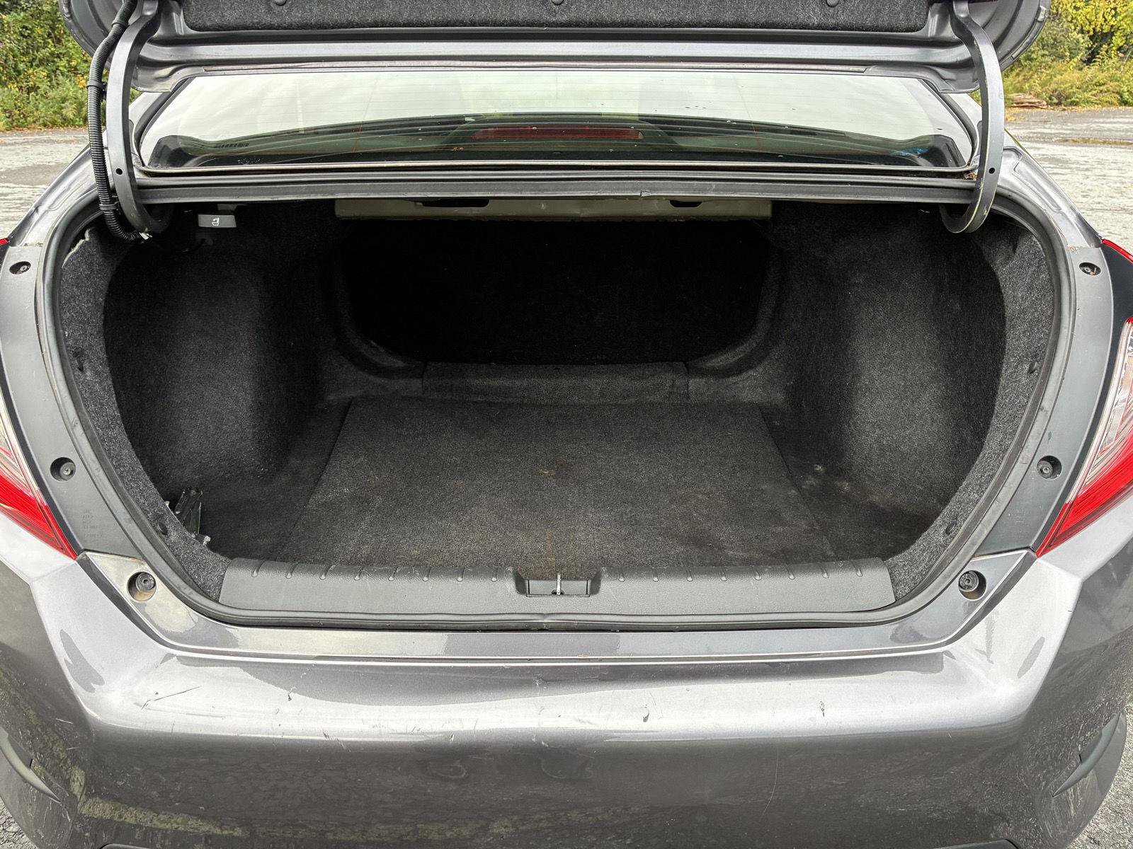 Used 2020 Honda Civic LX image 10