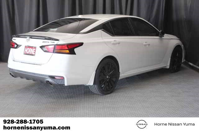 Used 2022 Nissan Altima 2.5 SR w/ Midnight Edition Package image 13