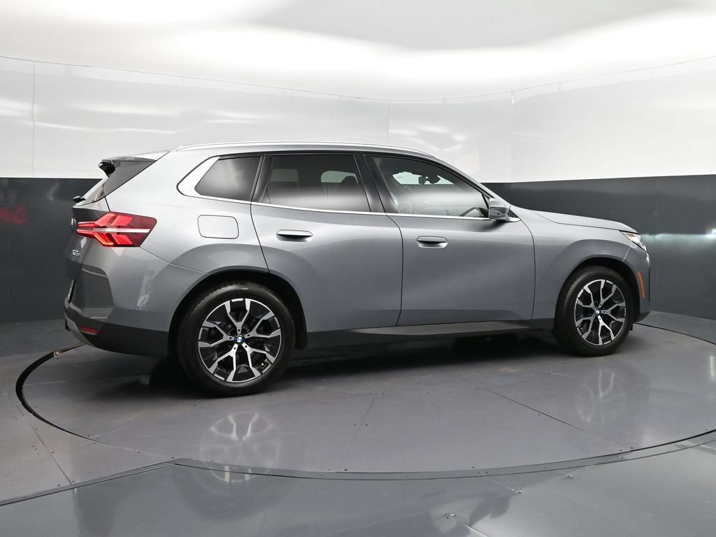 Certified 2025 BMW X3 xDrive30i w/ Premium Package AWD/4WD image 8