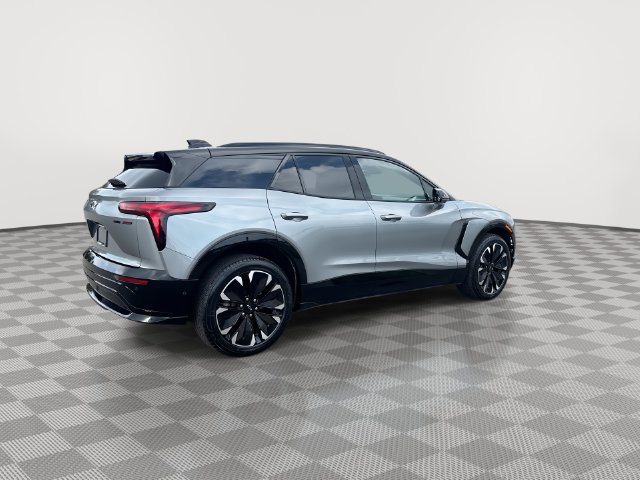 Certified 2026 Chevrolet Blazer EV RS w/ Super Cruise Package AWD/4WD image 13