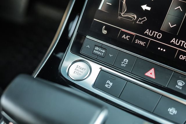 Used 2019 Audi Q8 Premium w/ Convenience Package AWD/4WD image 41