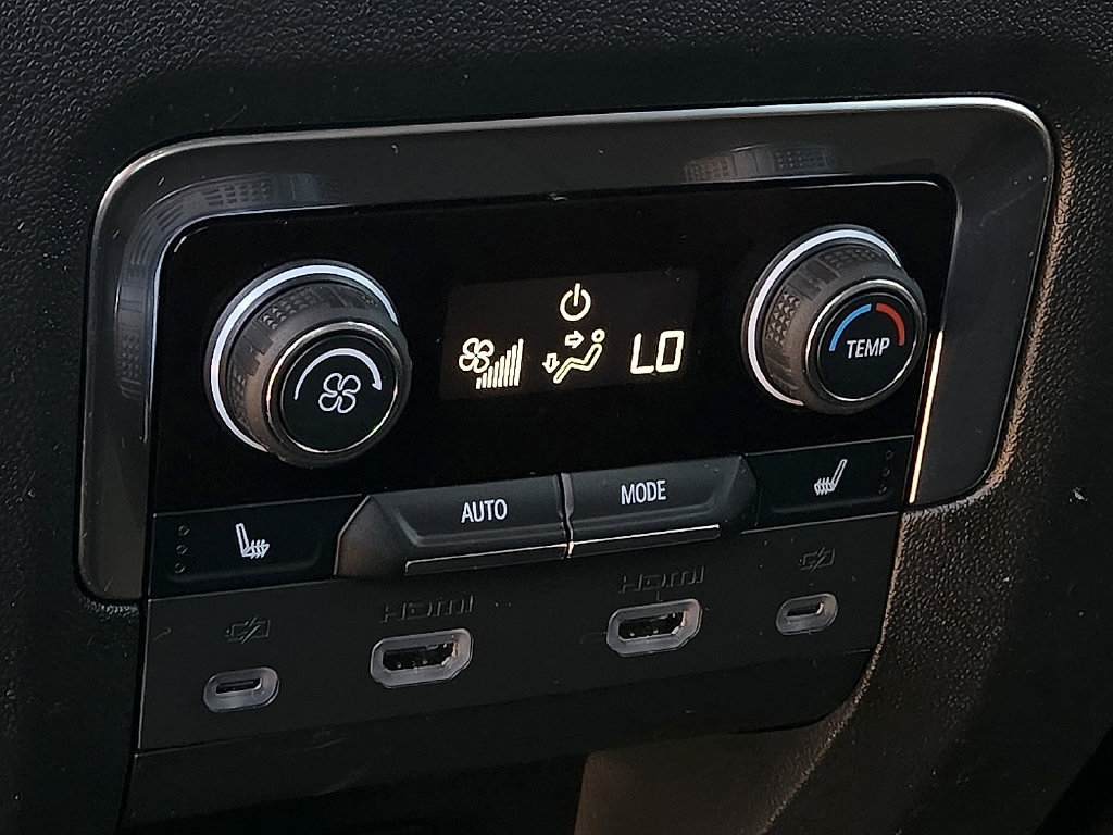 Used 2023 Chevrolet Tahoe High Country w/ Advanced Technology Package AWD/4WD image 11