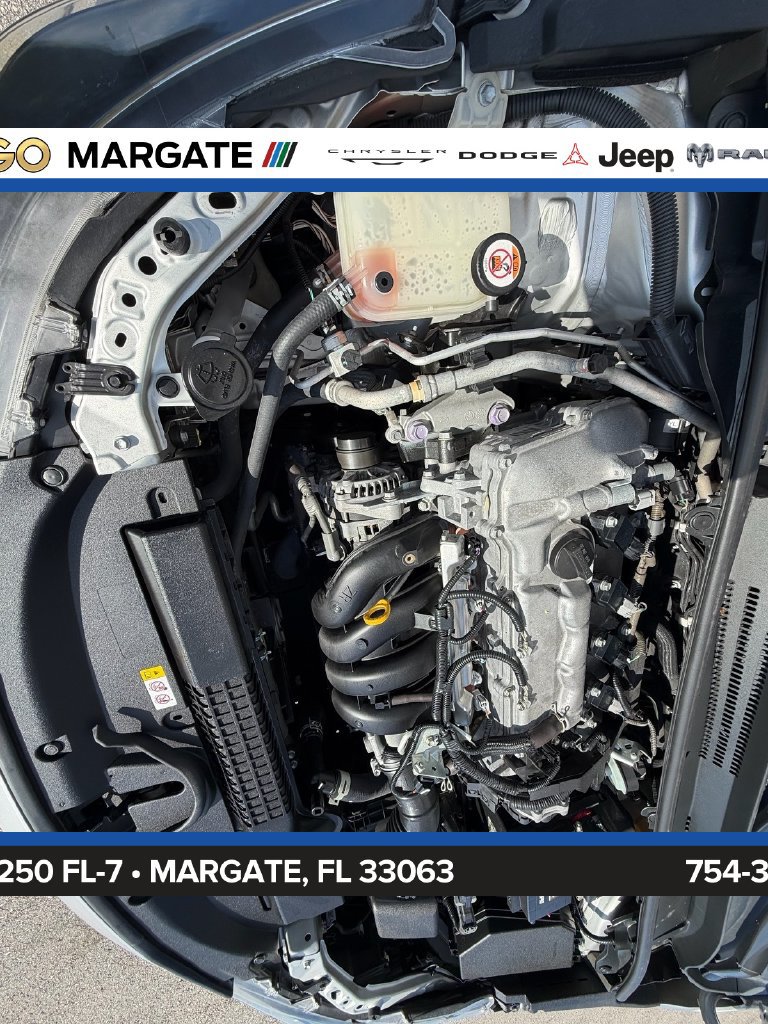 Used 2021 Toyota Corolla LE FWD image 19