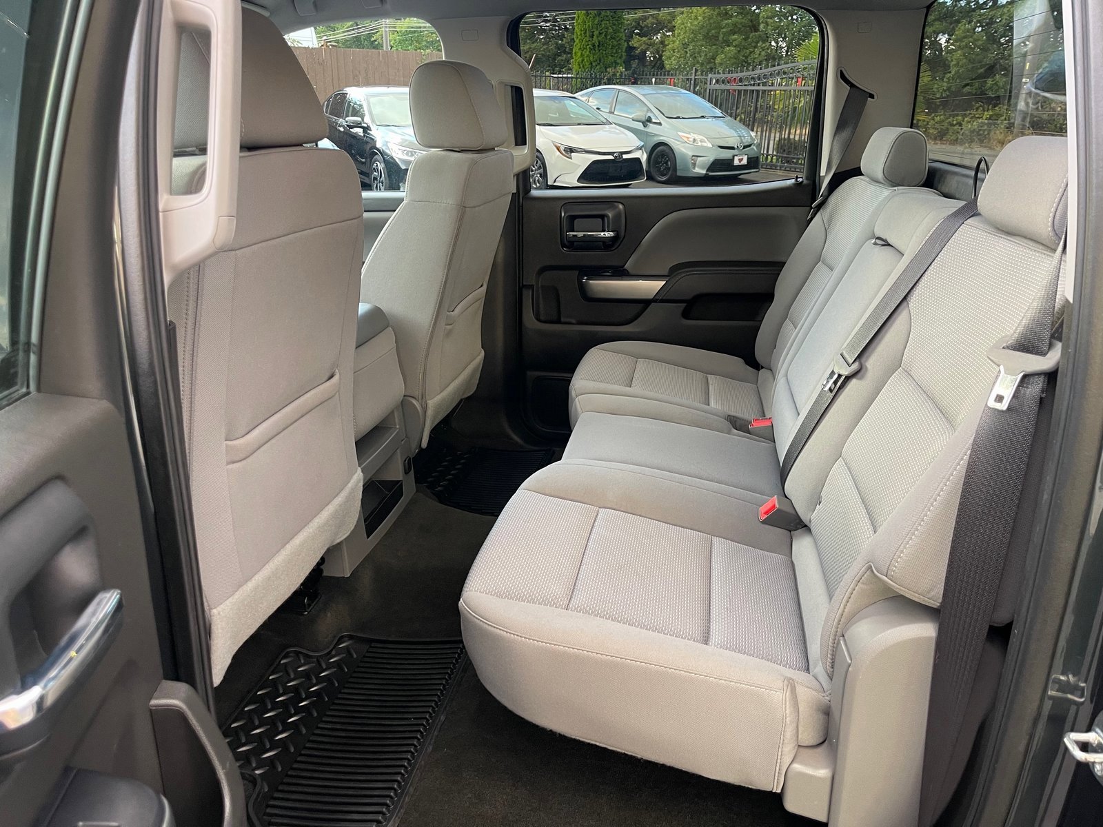 Used 2018 Chevrolet Silverado 1500 LT w/ All Star Edition image 15