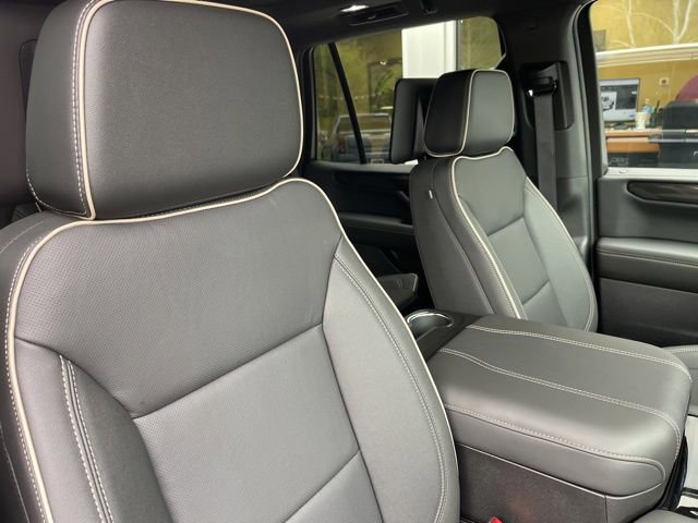 New 2026 GMC Yukon Elevation AWD/4WD image 9