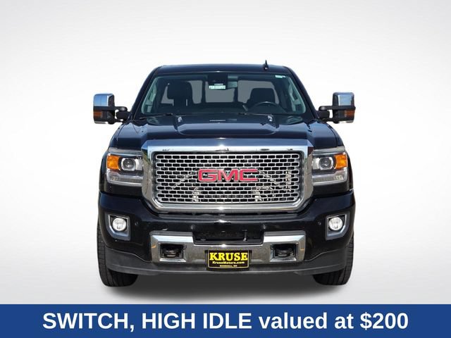 Used 2015 GMC Sierra 2500 Denali w/ Duramax Plus Package AWD/4WD image 11