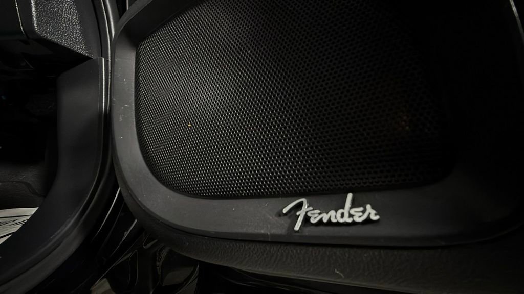 Used 2021 Nissan Titan PRO-4X w/ Pro-4x Convenience Package image 38