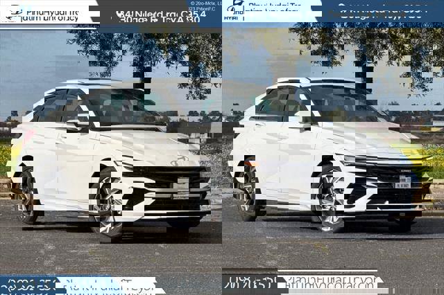 New 2026 Hyundai Elantra Limited image 1