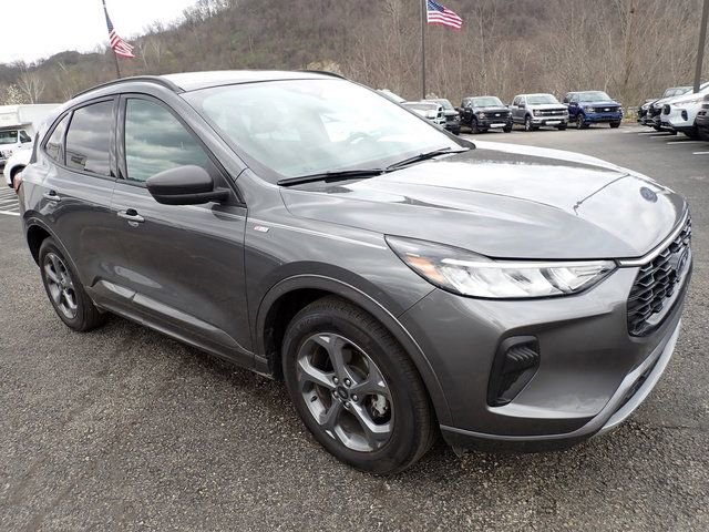 Used 2023 Ford Escape ST-Line w/ Tech Pack #1 image 8