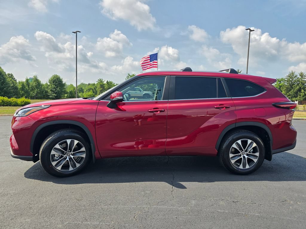 New 2026 Toyota Highlander XLE AWD/4WD image 5