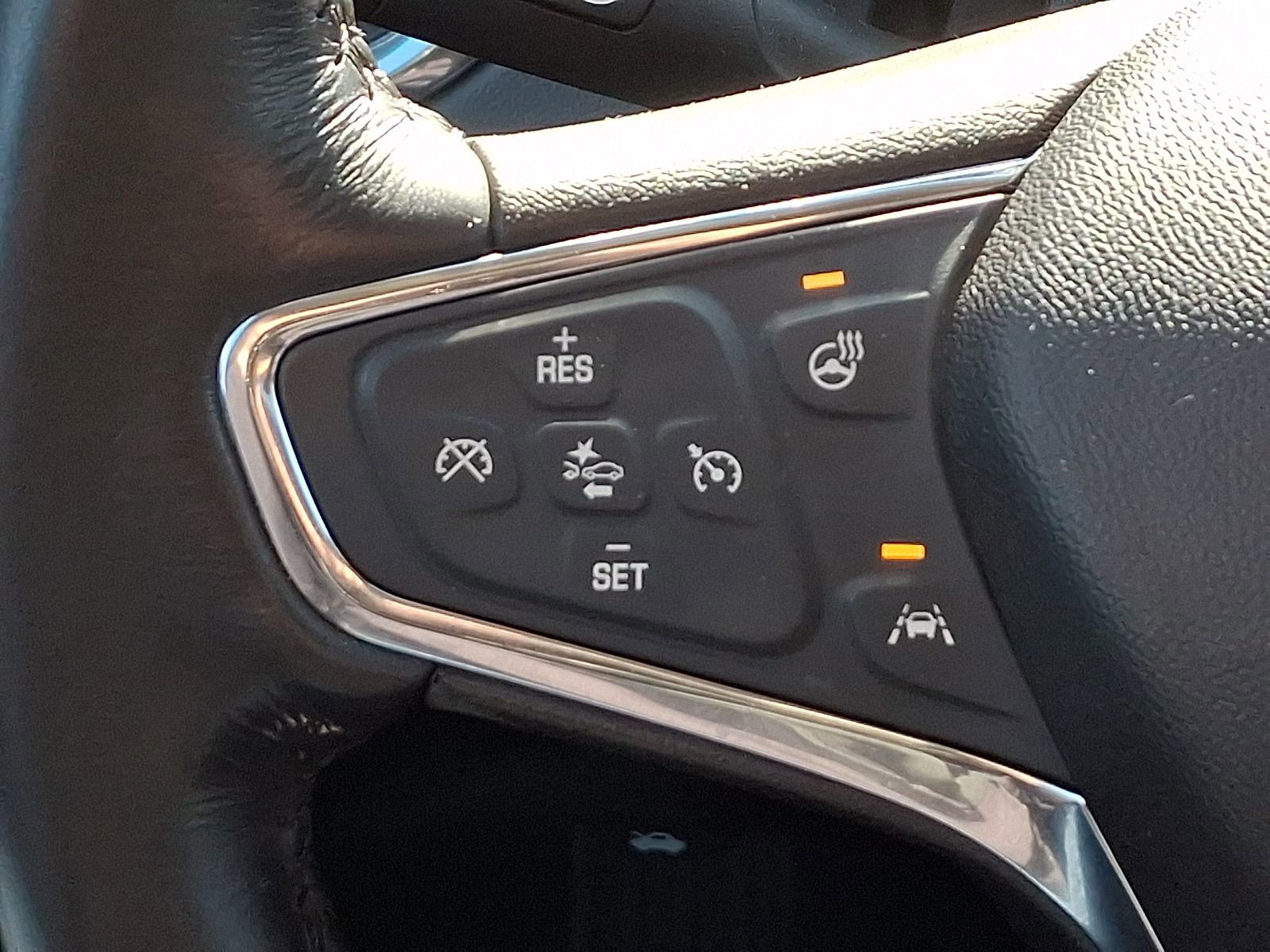 Used 2019 Chevrolet Equinox Premier image 23