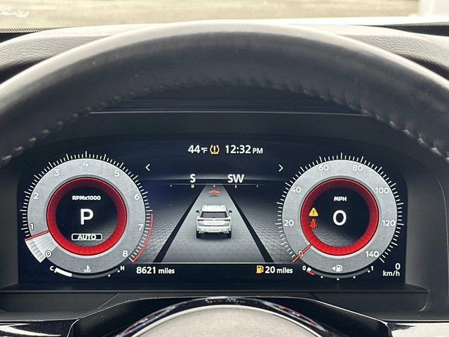 Used 2024 Nissan Pathfinder Platinum image 26