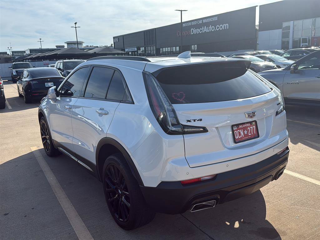 Used 2023 Cadillac XT4 Sport w/ Cold Weather Package FWD image 9