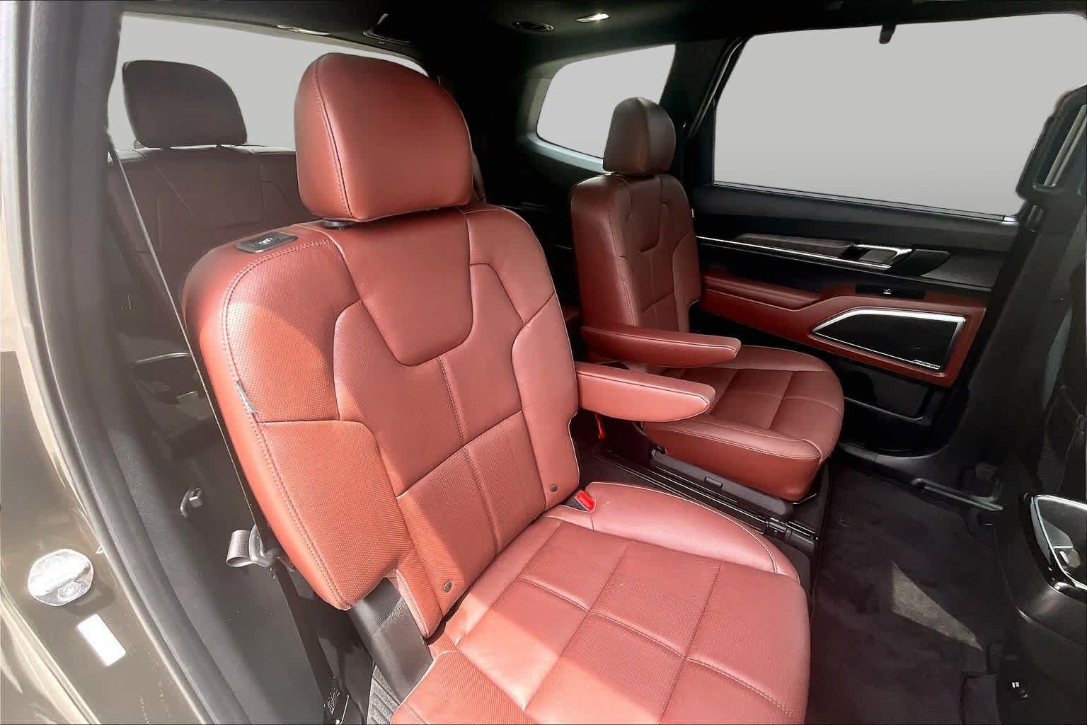 Used 2024 Kia Telluride SX FWD image 19