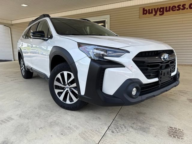 Used 2023 Subaru Outback Premium AWD/4WD image 2