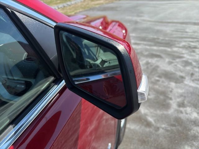 Used 2023 GMC Acadia SLT image 6