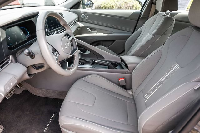 Certified 2025 Hyundai Elantra Sport FWD image 22