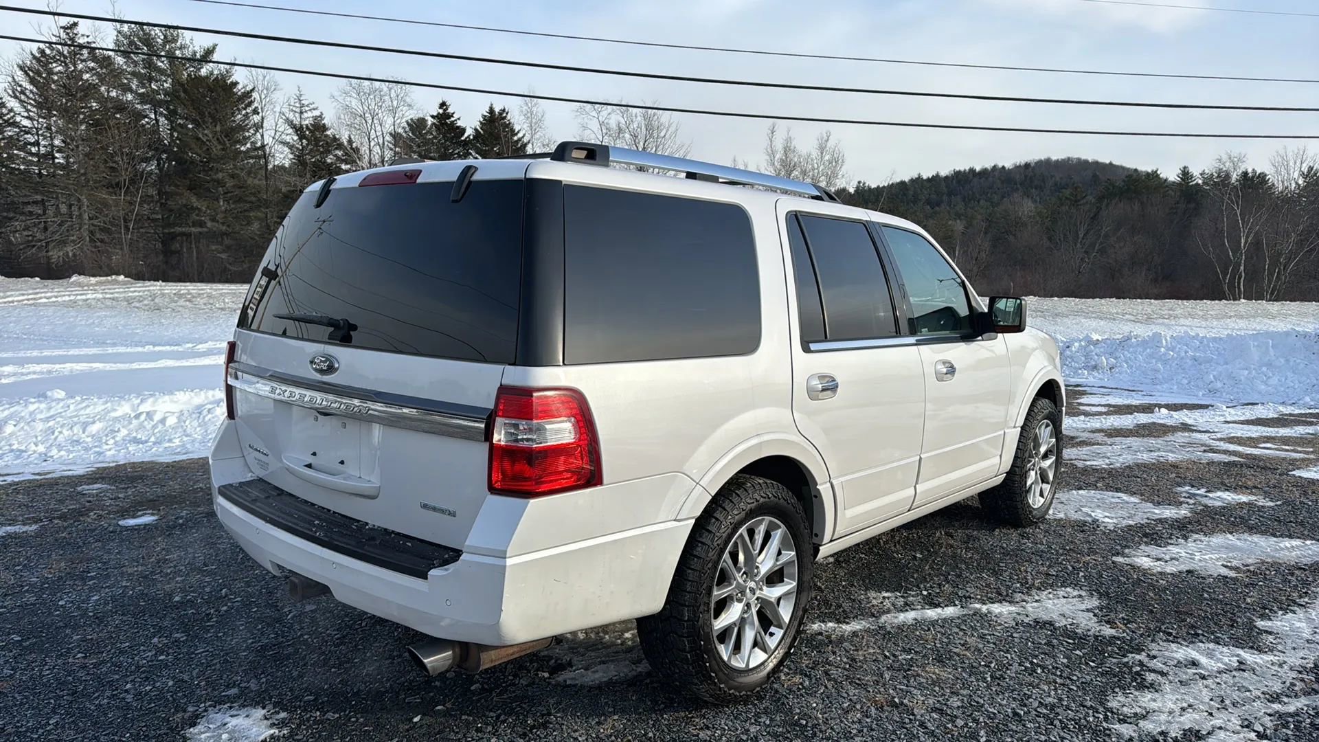 Used 2015 Ford Expedition Limited w/ Equipment Group 301A AWD/4WD image 6