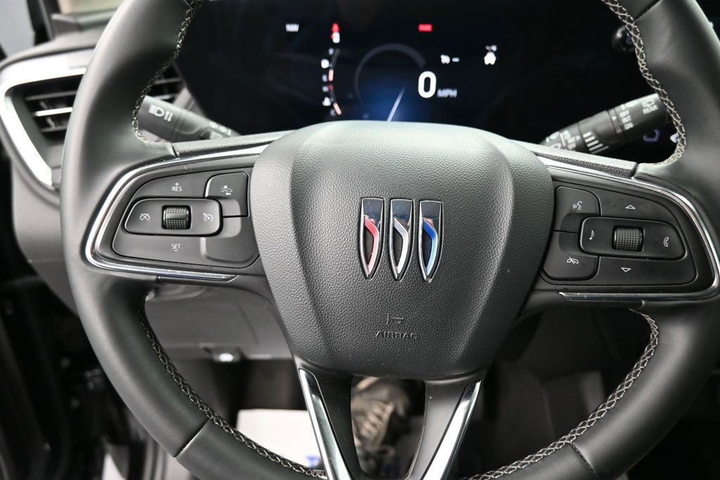Used 2025 Buick Encore GX Preferred AWD/4WD image 38