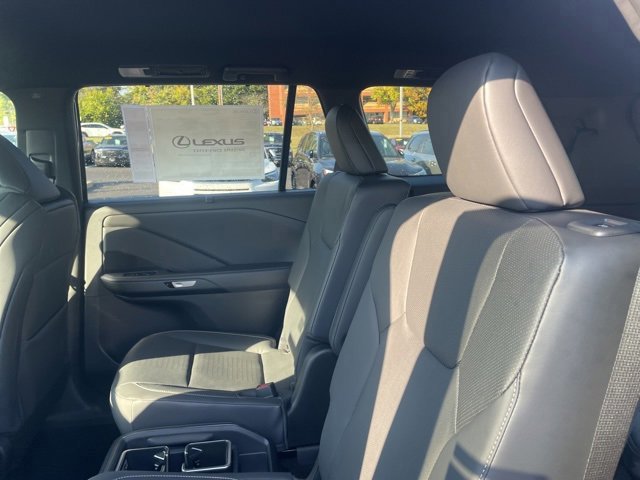 New 2026 Lexus TX 500h AWD image 14