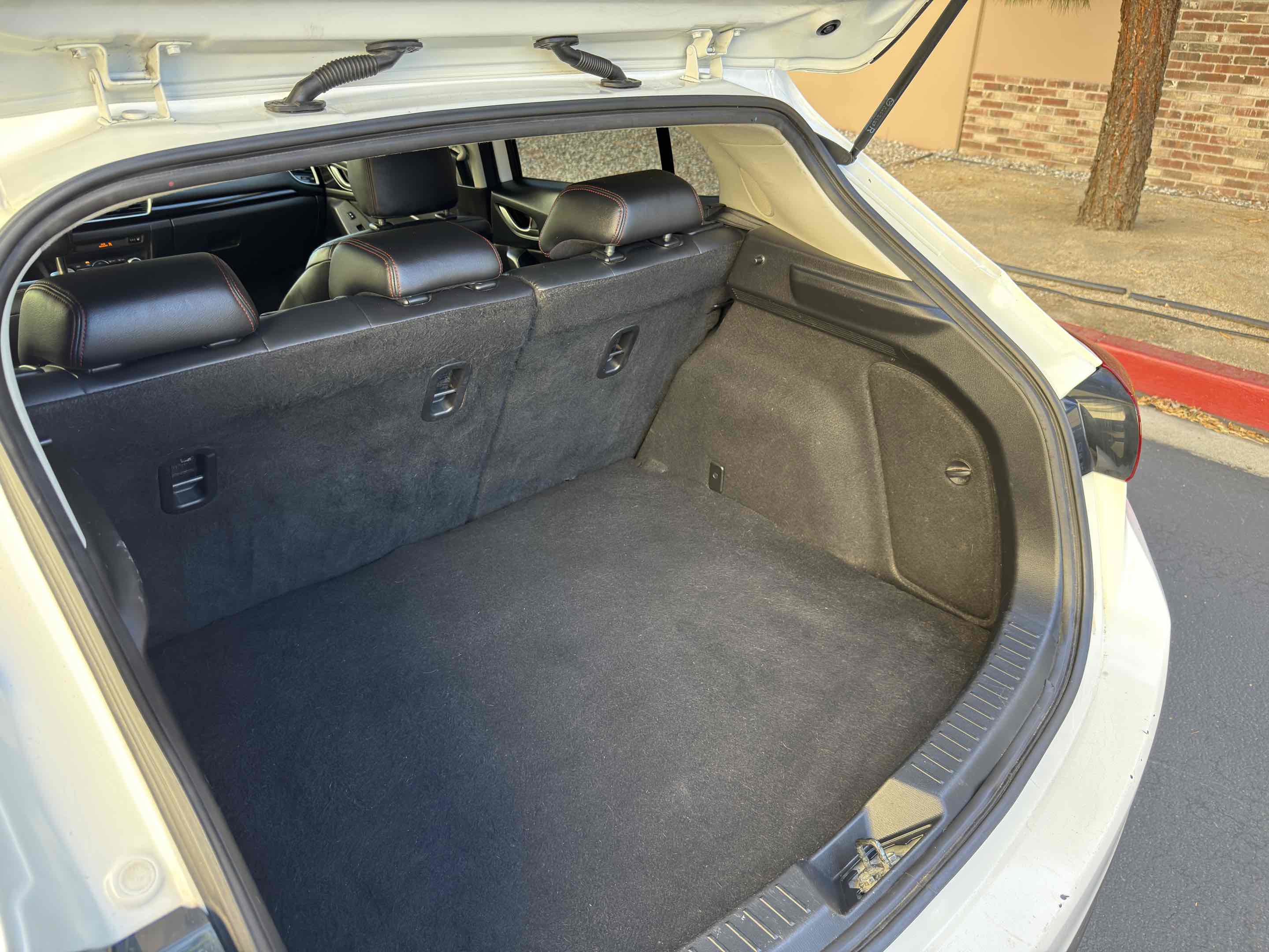 Used 2015 MAZDA MAZDA3 i Grand Touring image 58