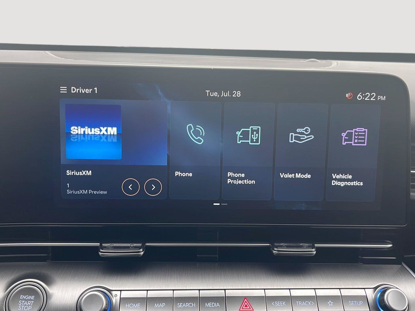 Certified 2025 Hyundai Kona SEL AWD/4WD image 33