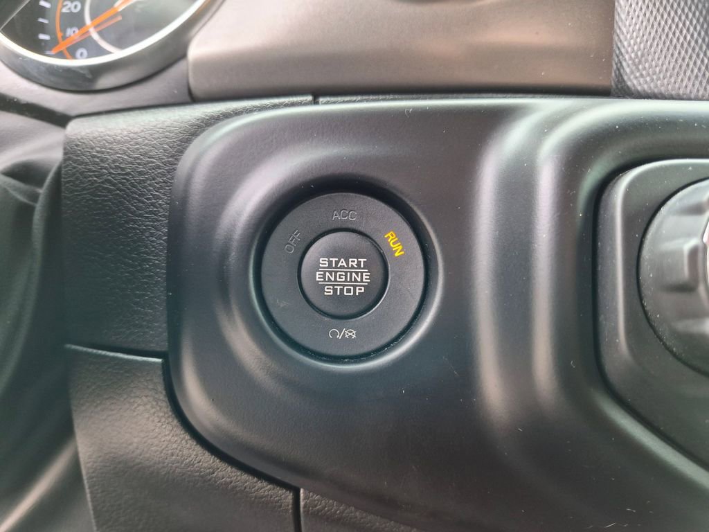 Used 2022 Jeep Wrangler Sport AWD/4WD image 22