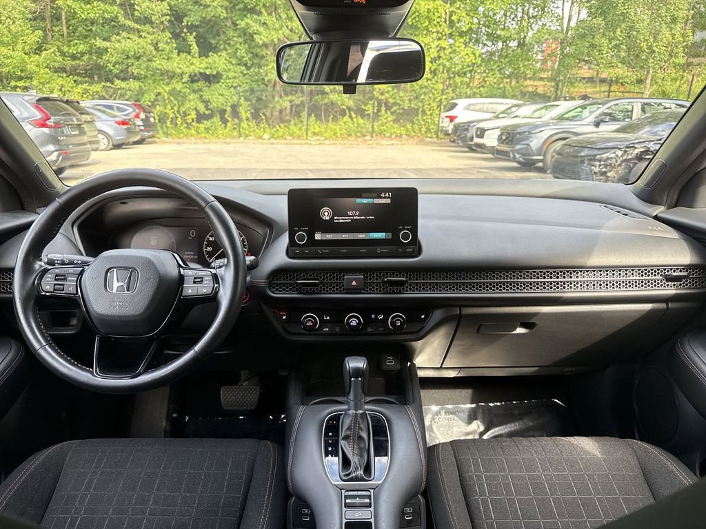 Used 2024 Honda HR-V Sport image 23