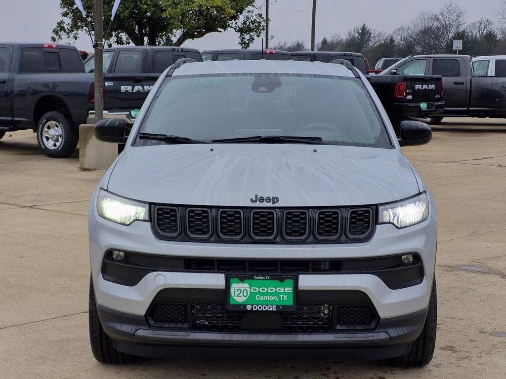 New 2026 Jeep Compass Latitude image 3