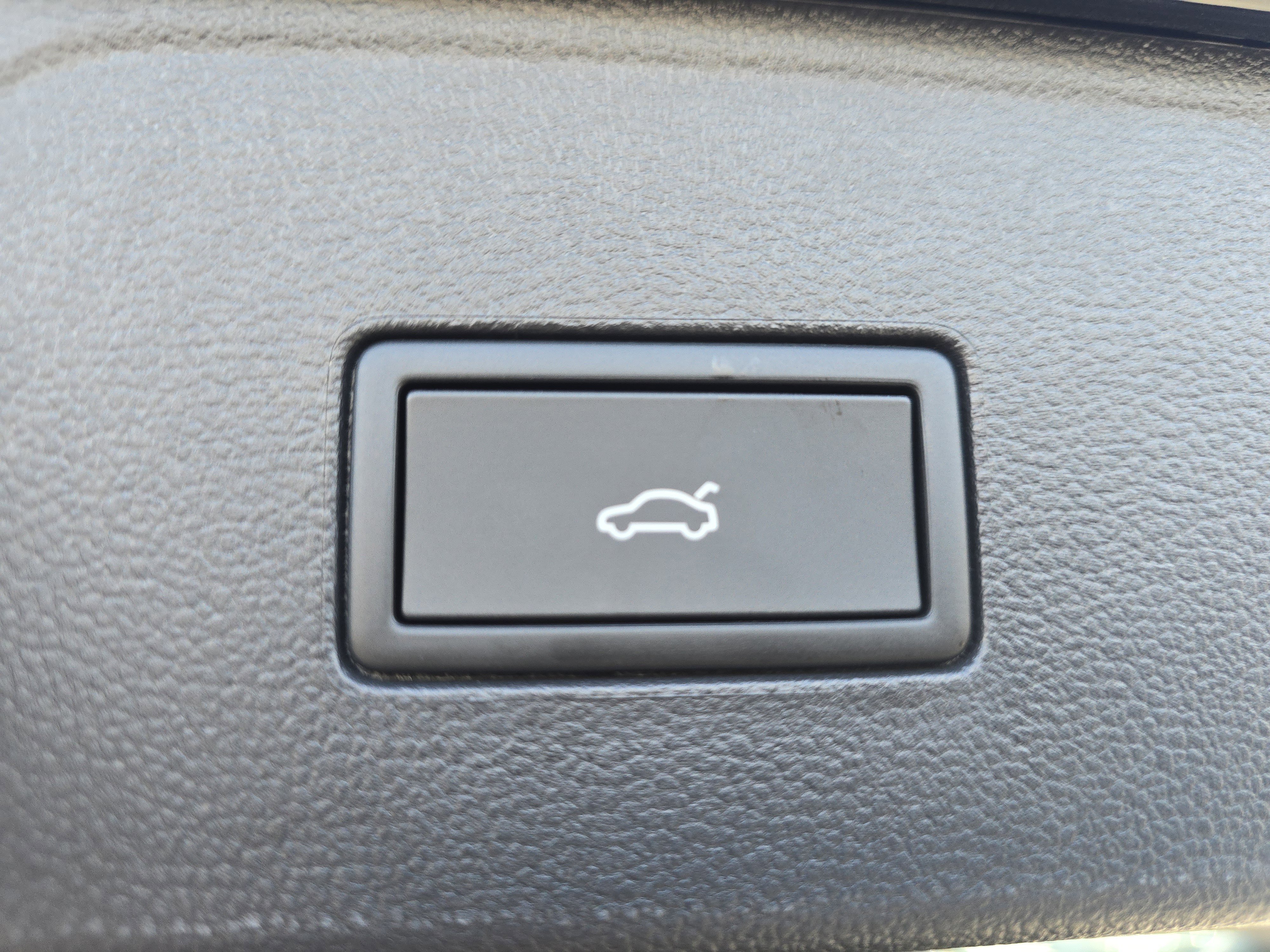 New 2026 Volkswagen Atlas Peak Edition image 15