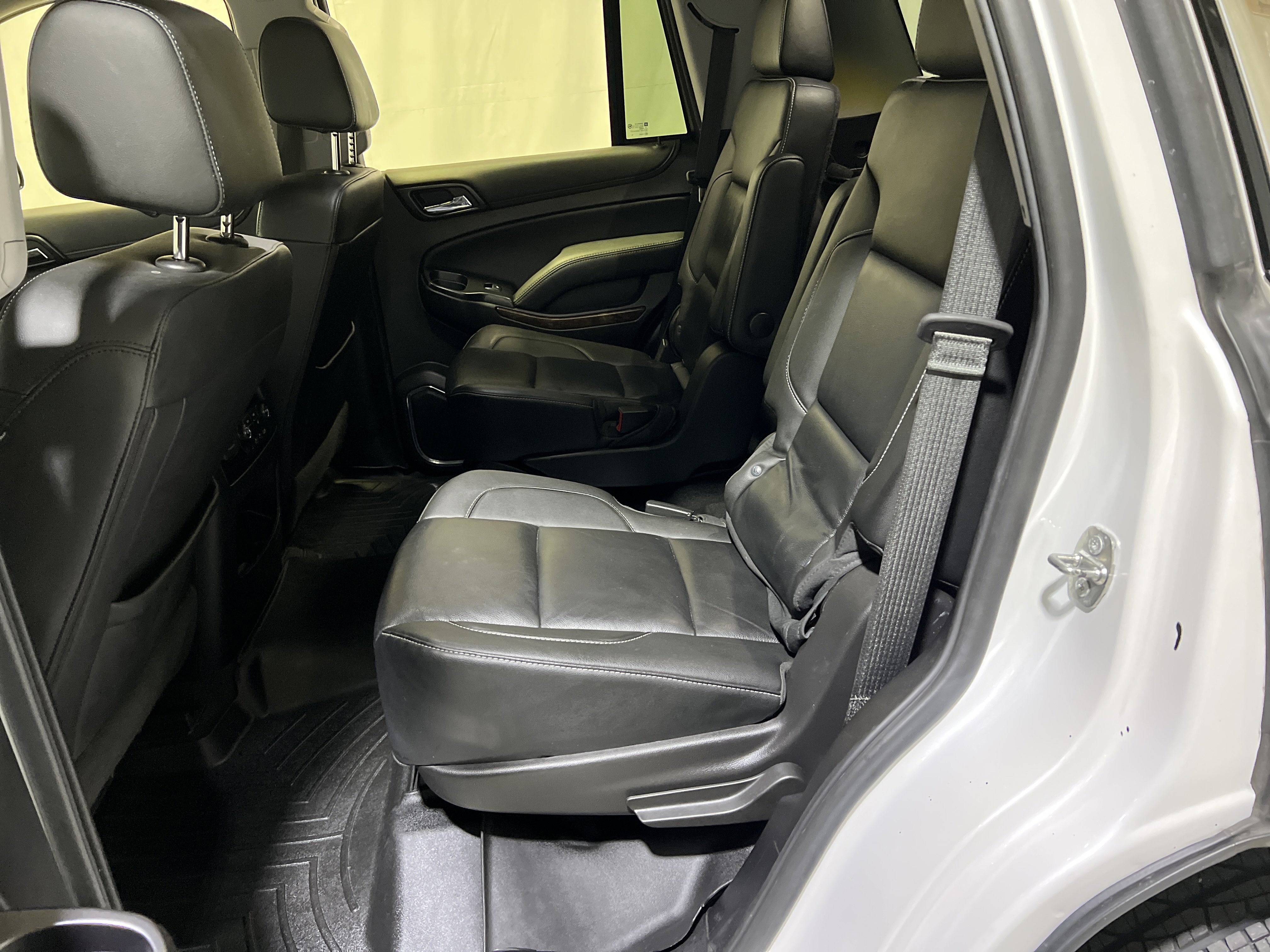 Used 2019 Chevrolet Tahoe LT AWD/4WD image 17