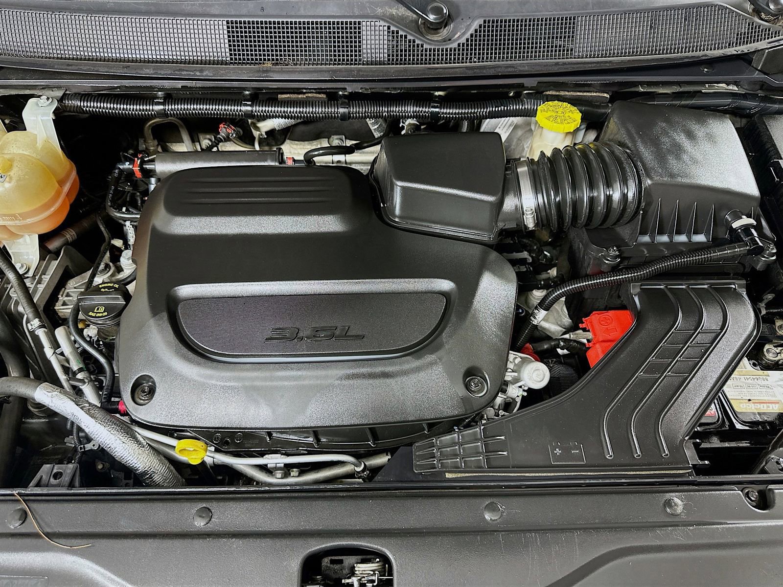 Used 2019 Chrysler Pacifica Touring-L FWD image 29