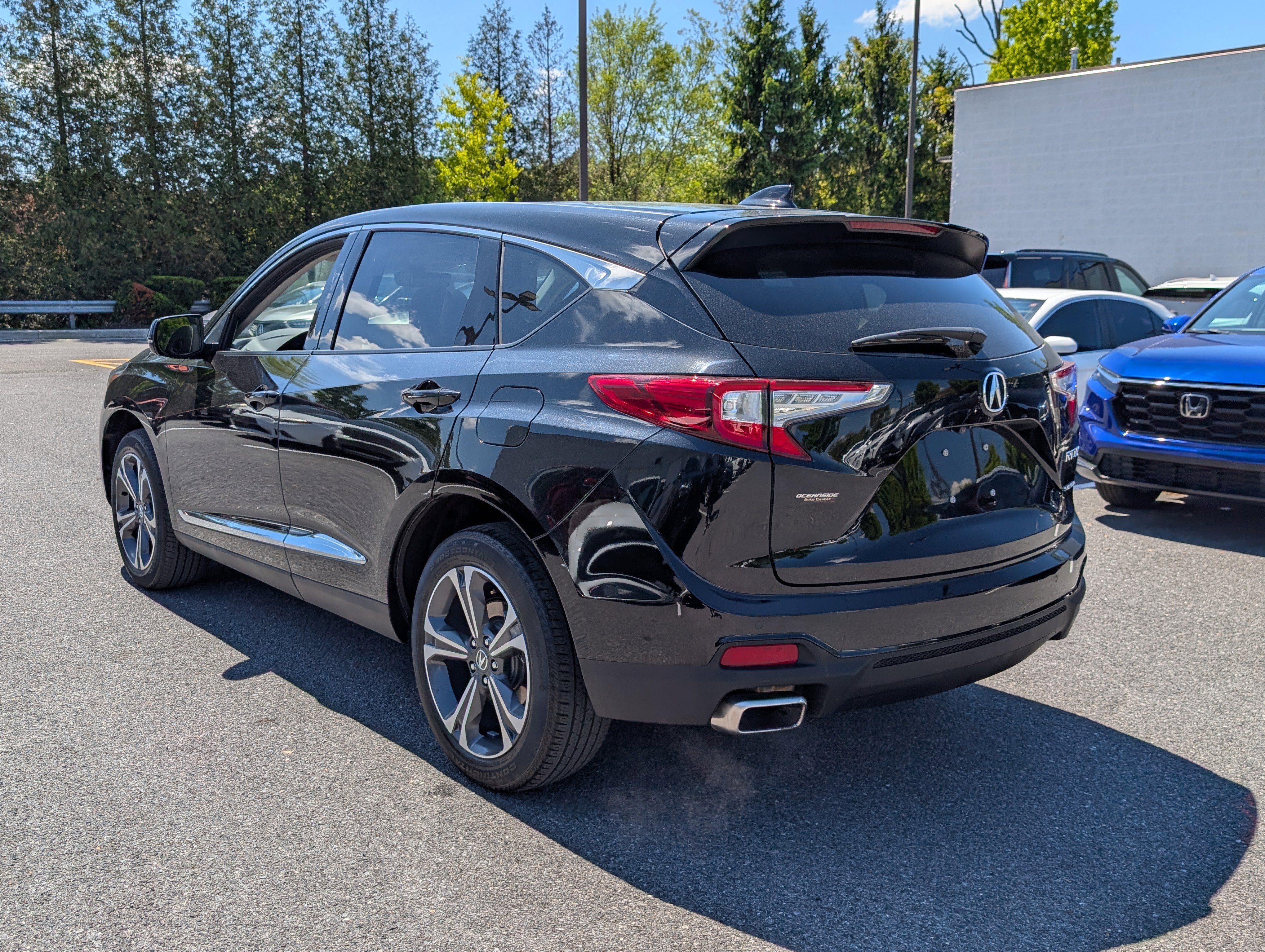Used 2023 Acura RDX AWD w/ Advance Package image 5
