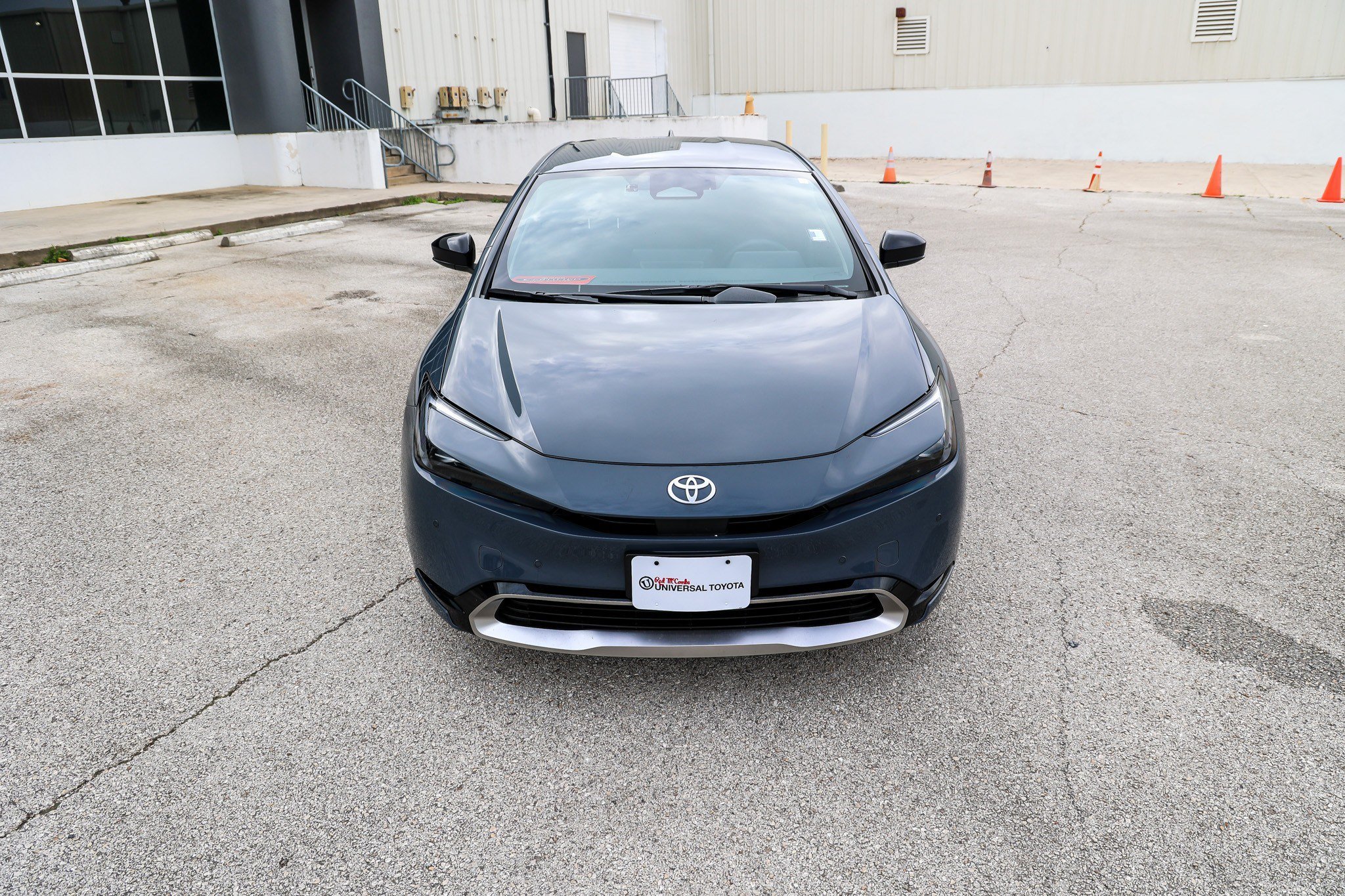 Certified 2026 Toyota Prius Plug-In Hybrid FWD image 4