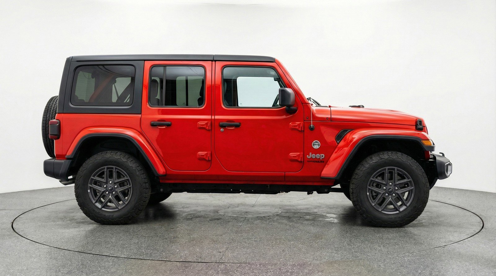 Used 2025 Jeep Wrangler Sport S image 9