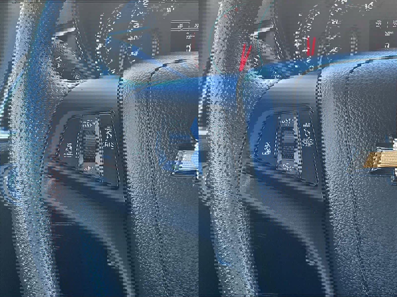 Used 2022 Chevrolet Trax LT image 23