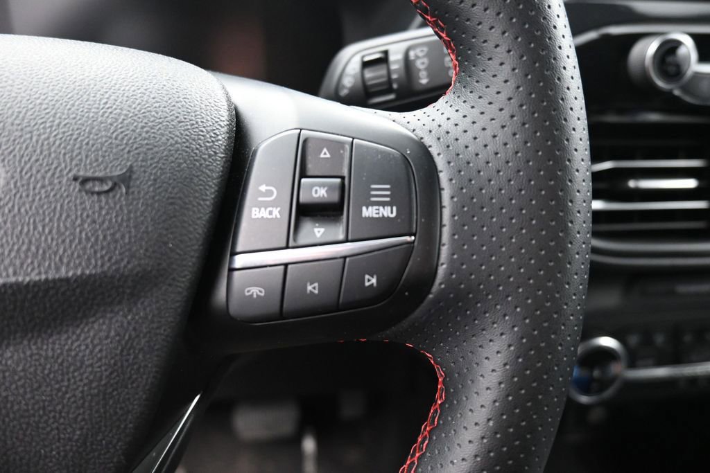 Used 2025 Ford Escape ST-Line AWD/4WD image 19