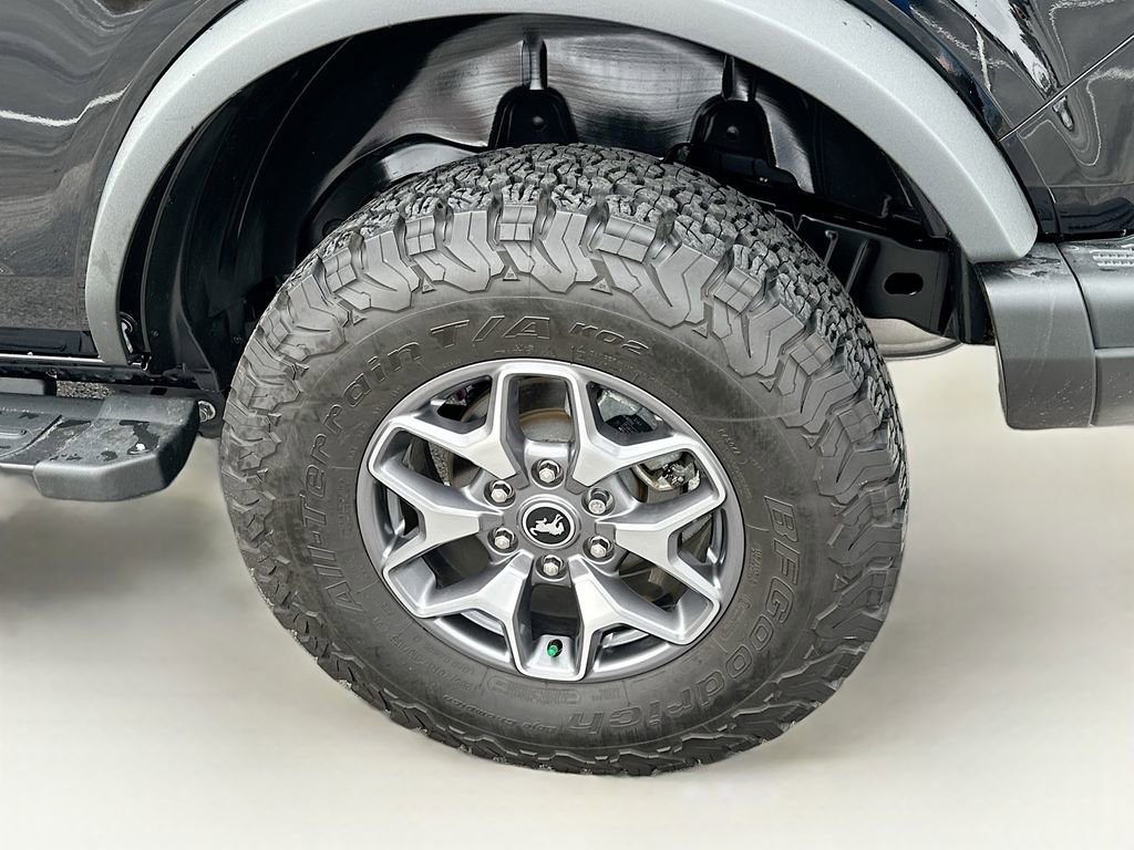 Used 2022 Ford Bronco Badlands image 39
