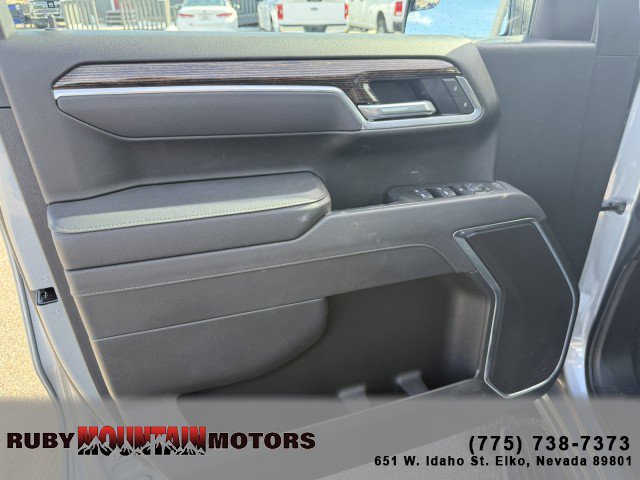 Used 2025 GMC Sierra 1500 SLE image 10