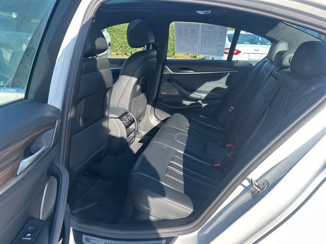 Used 2023 BMW 540i xDrive w/ Premium Package image 13