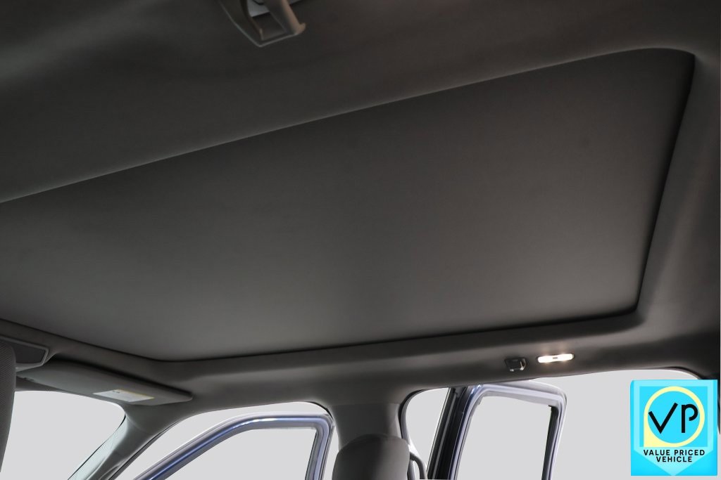 Used 2017 Ford F150 XLT w/ Equipment Group 302A Luxury image 9